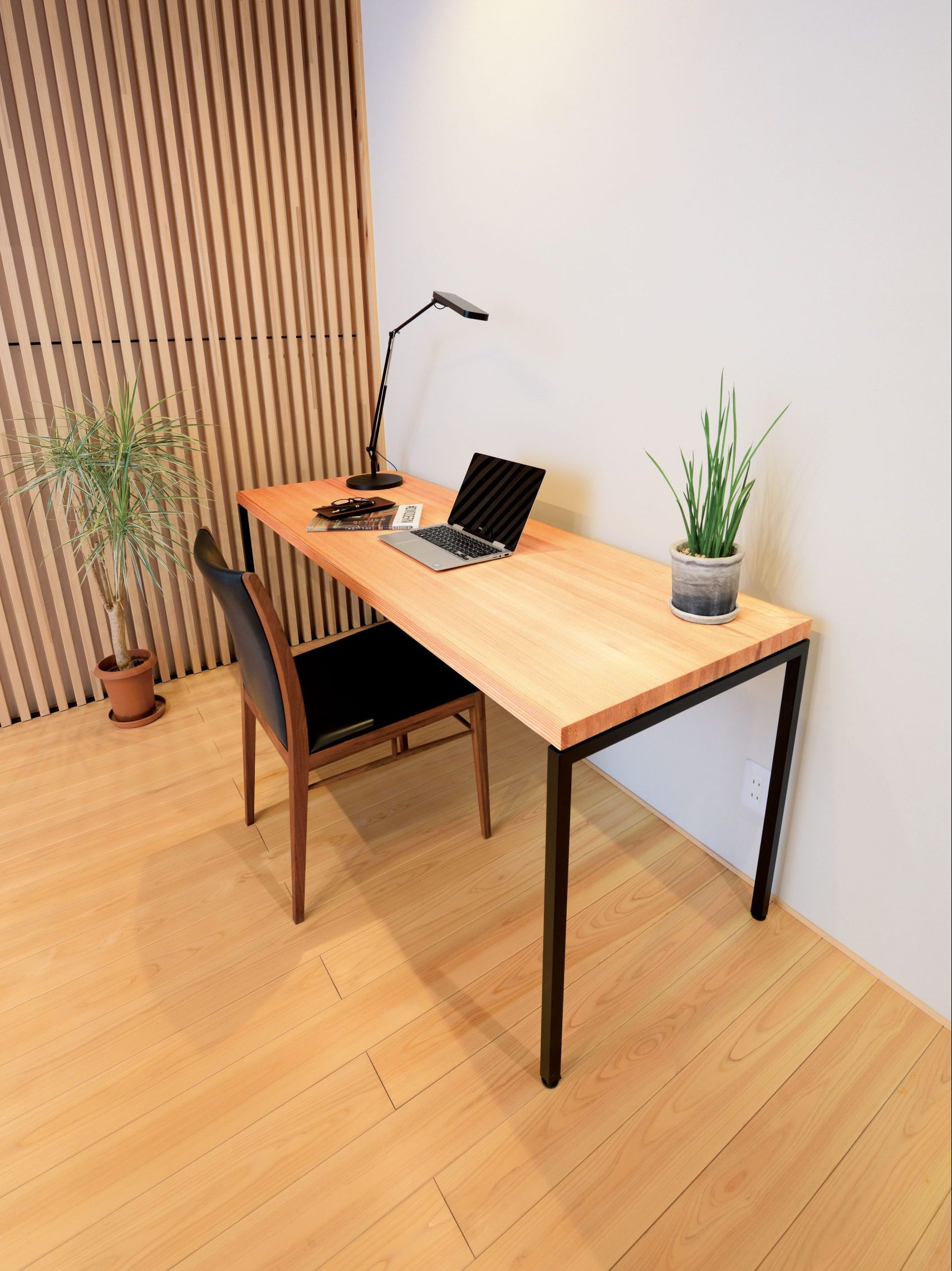 一枚板 赤松 高級 節なし テーブル ひのき - 机/テーブル